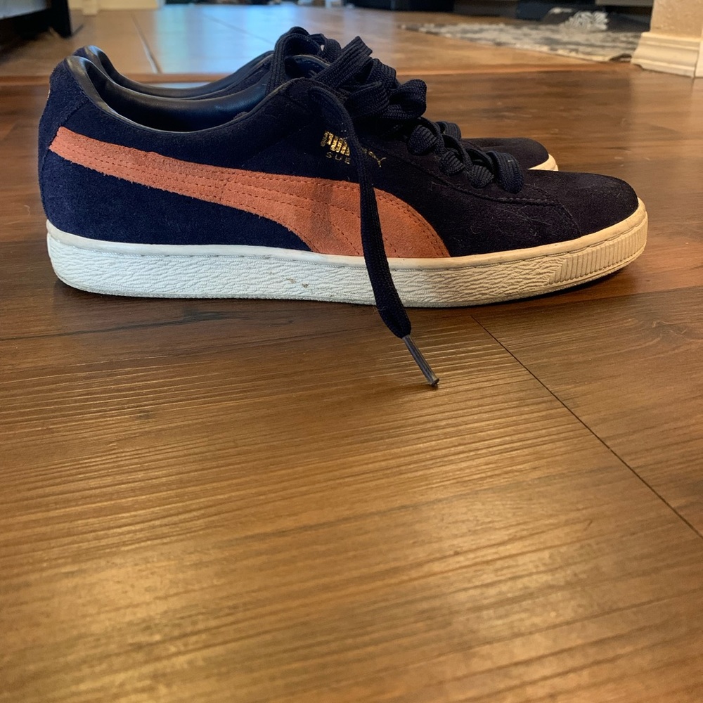 Puma Suede Sneakers Great condition Men’s 9
